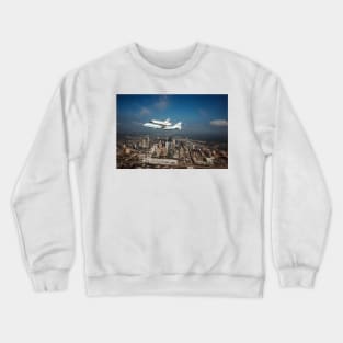 Space Shuttle Endeavour piggyback flight (C023/3042) Crewneck Sweatshirt